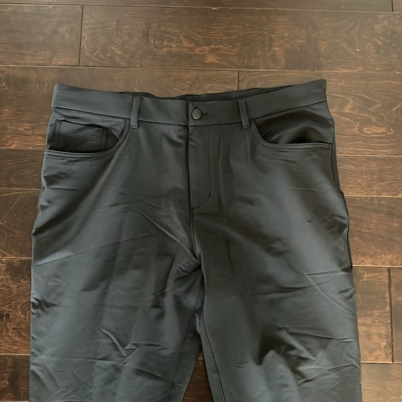 Panama Jack performance slacks 40 by 30 - Picture 2 of 13